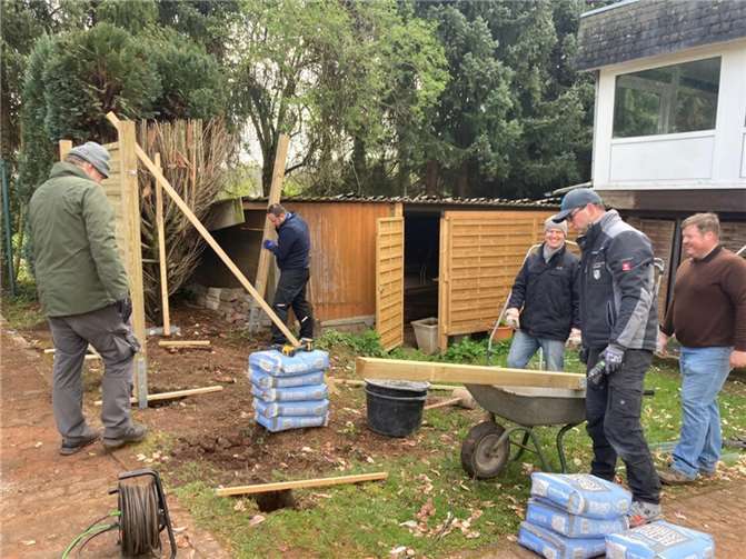 Während des Arbeitsdienstes. Fotos: privat