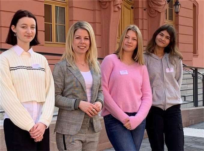 Während des Girls Day mit Lana Horstmann in Mainz. Quelle: Realschule plus Puderbach