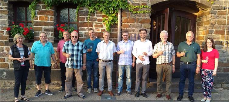 Während des Ortsrundganges in der Moselgemeinde Senheim.privat