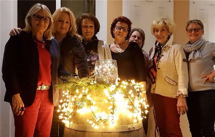 Während ihrer Weihnachtsfeier blickten die Damen der Frauen Union des Landkreises Neuwied auf einerfolgreiches Jahr zurück.privat