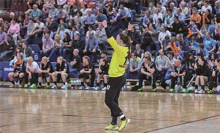 Während ihrer Zeit bei den Vulkan-Ladies hat sich Evelien Grob stark verbessert, wodurch sie auch schon als Spielerin des Tages ausgezeichnet wurde.