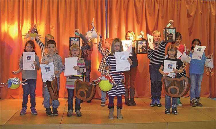 Währens einer Feierstunde wurden die jeweils ersten drei Plätze mit Urkunden ausgezeichnet.Privat