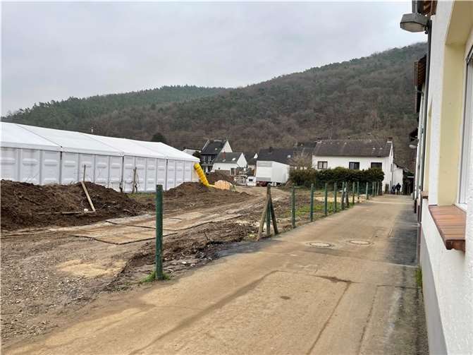 Sechs Monate nach der Flut: So sieht es im Ahrtal aus - Teil III Walporzheim. Foto: ROB
