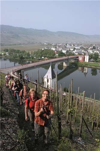 Wanderfreunde kommen im April voll auf ihre Kosten.privat