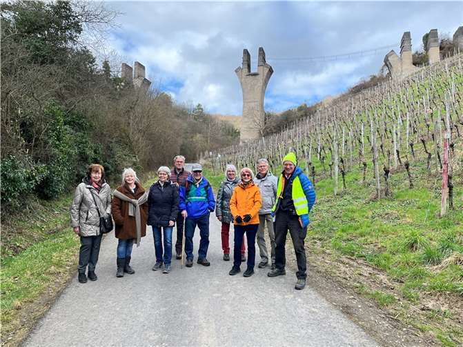 Wanderung zur unvollendeten Brücke im Adenbachtal.  Foto: Dirk Missbach