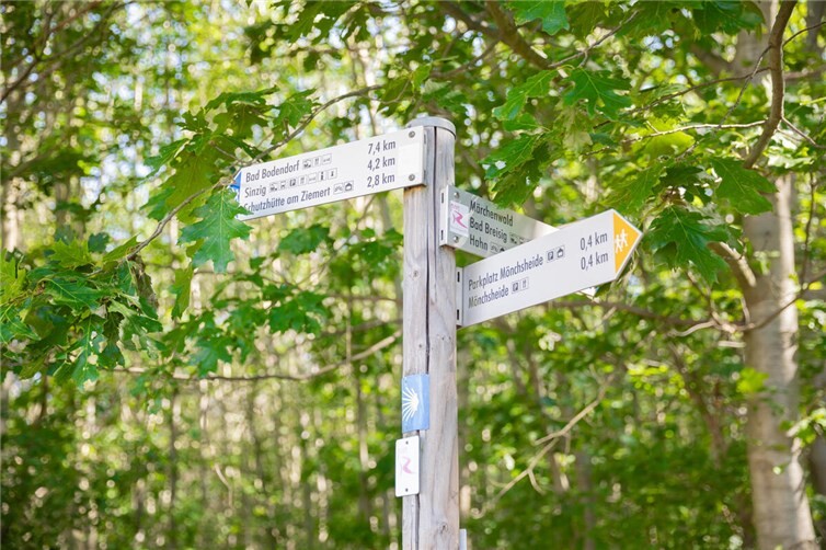 Wanderwege Schilder