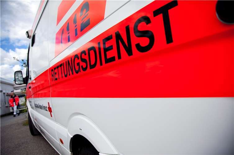 Wann Hilfesuchende den Rettungsdienst rufen sollten und wie sie im Ausnahmezustand richtig reagieren, erklären Experten aus der Zentralen Notaufnahme am Krankenhaus Maria Hilf Bad Neuenahr-Ahrweiler im Rahmen eines Arzt-/Patientenseminars.  Foto: Joachim Gies