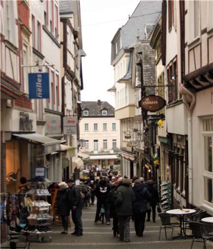 Warm eingepackt ließen sich die Besucher nicht von der Kälte abschrecken.