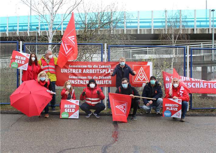Warnstreik der Beschäftigten bei Trivium und Ardagh in Weißenthurm. Foto: privat