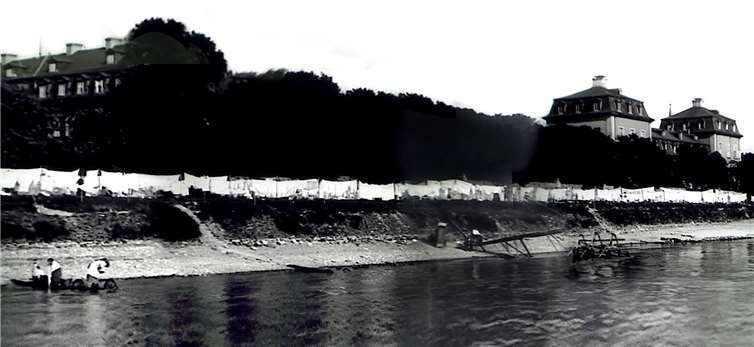 Waschtag am Neuwieder Rheinufer. privat