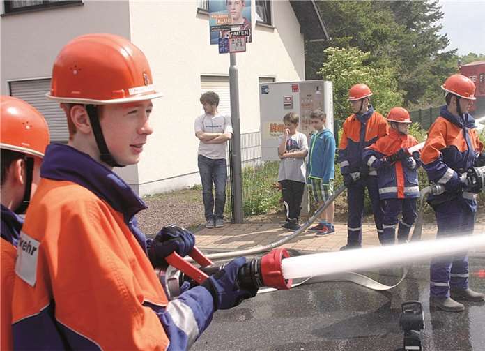 „Wasser Marsch“ - bei angenehm warmen Temperaturen wäre eine Abkühlung sicher nicht verkehrt gewesen.