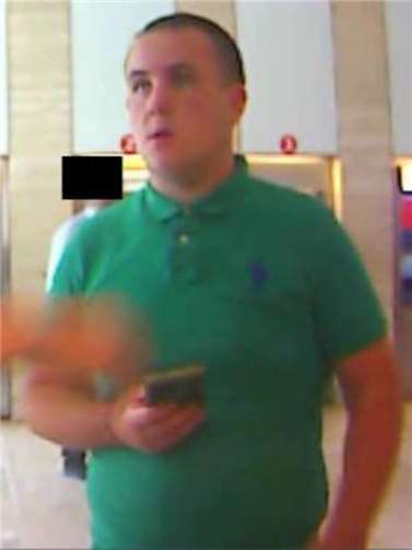 Fahndung nach Betrüger: Täter zockt hilfsbereiten Passanten ab