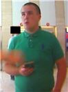 Fahndung nach Betrüger: Täter zockt hilfsbereiten Passanten ab