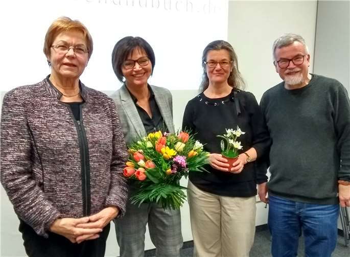 Wechsel an der Spitze des Fördervereins (v. l.): Helga Ulmen-Pohl, Prof. Dr. Helga Arend, Marie-Theres Schwaab und Reinhard Siebel. Foto: Stadt Koblenz