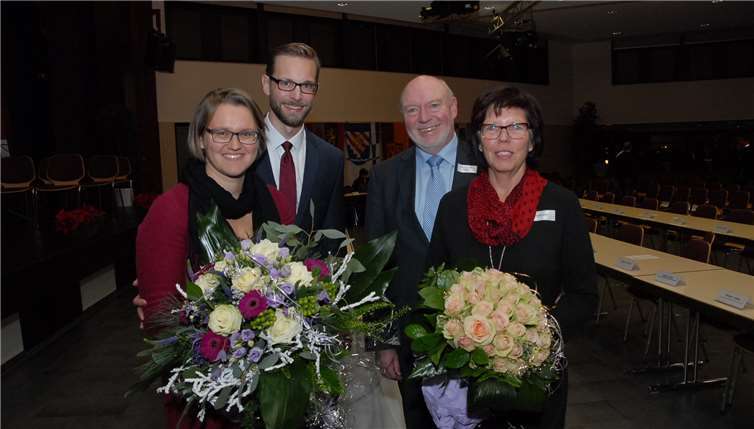 Wechsel auch für die weiblichen Partnerinnen: Edmund Schaafs Ehefrau (rechts) kann sich jetzt über mehr Zeit mit ihrem Mann freuen, bei Frau Richter-Hopprich (links) wird das Gegenteil der Fall sein.