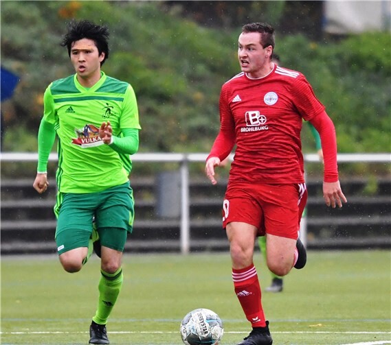 Wegen einer Sprunggelenksverletzung musste auch Takahiro Hidaka (l.) passen.