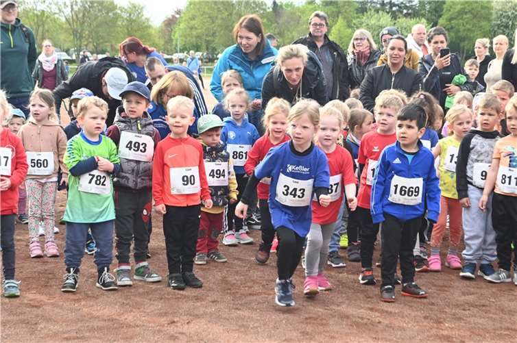 Wehe, wenn sie losgelassen: die Bambinis wenige Sekunden vor ihrem Start.