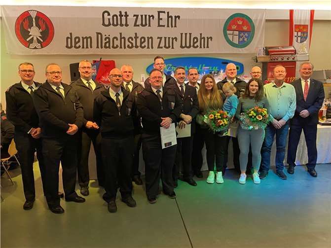 Wehrführer Frank Bender begrüßte die Gäste.  Foto: WL a.D. H.-J. Fröhlich