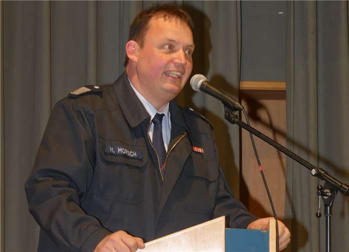 Wehrleiter Markus Morsch (VG Zell) sprach als Abnahmeberechtigter der Deutschen Jugendfeuerwehren über Ausbildung und Wettbewerbe.