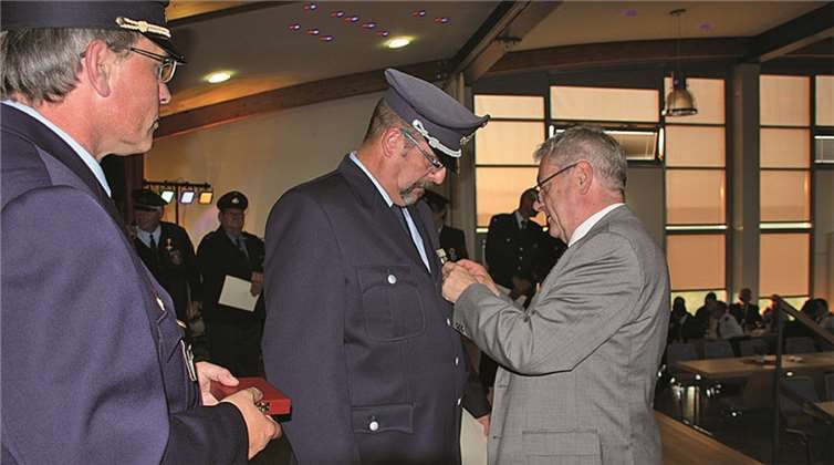 Stete Einsatzbereitschaft und Engagement für die Allgemeinheit 