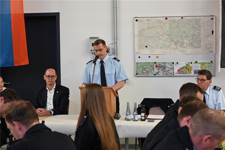 Wehrleiter Michael Scharrenbach bei seinem Jahresbericht. 
