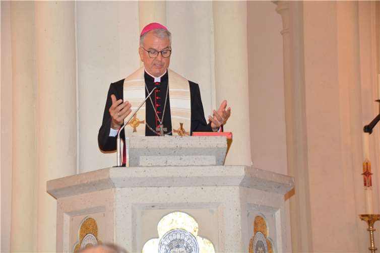 Weihbischof Jörg Michael Peters.