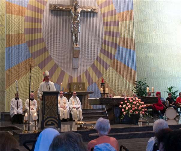 Weihbischof Jörg Michael Peters hielt die Predigt im Rahmen des Festgottesdienstes. Bistum Trier/Julia Fröder