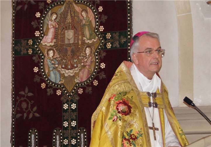 Weihbischof Jörg Michael Peters sprach in seiner Predigt über die Gottesmutter und die Schöpfung.