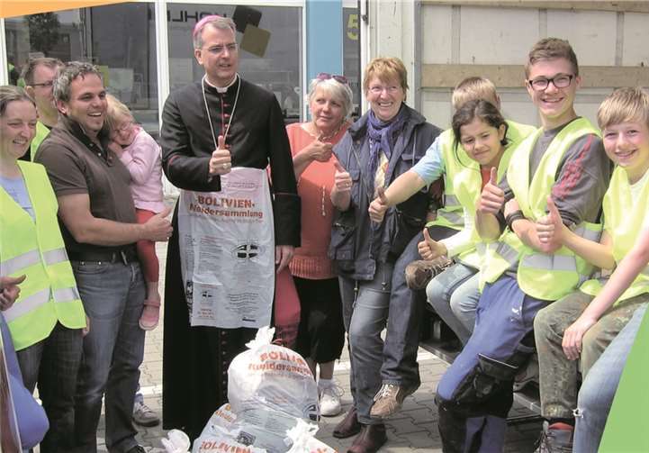 Weihbischof Peters „mittendrin“.  Bistum Trier
