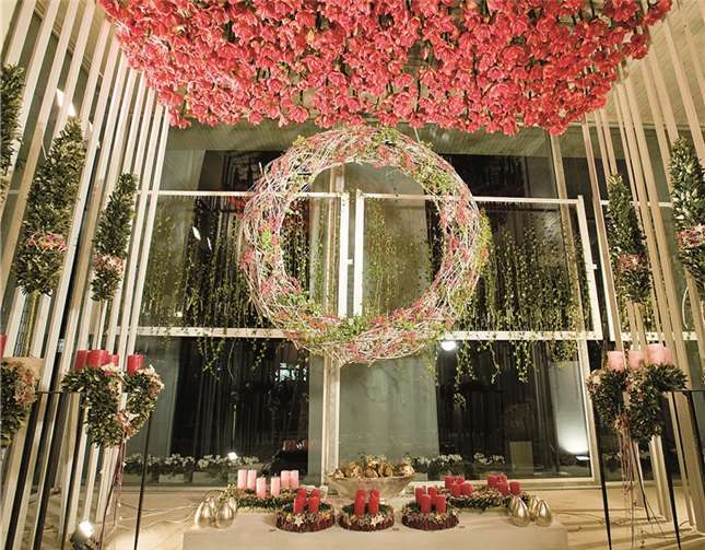 Weihnachtliche Ringe, Kränze, Kreise und Platten werden zu bestaunen sein.privat