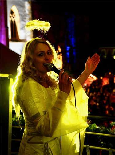 Weihnachtsengel Miriam Brackelsberg.