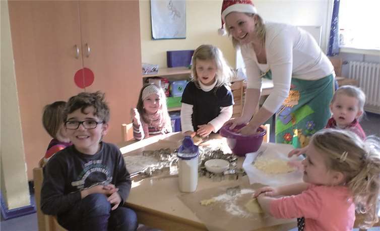 Weihnachtsplätzchen wurden gemeinsam selbst gemacht.privat