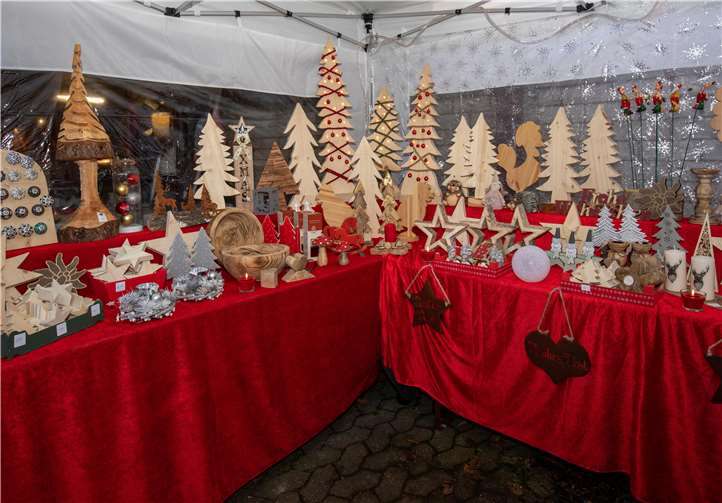 Weihnachtsschmuck aus Holz.