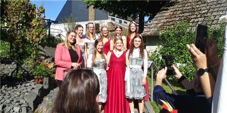 Weinköniginnnen von der Ahr.  Foto: Ulrich Schütz