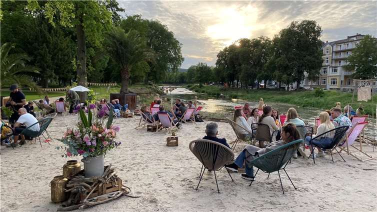 Weinlounge im Park - Café del Ahr.  Copyright: Andre Schild
