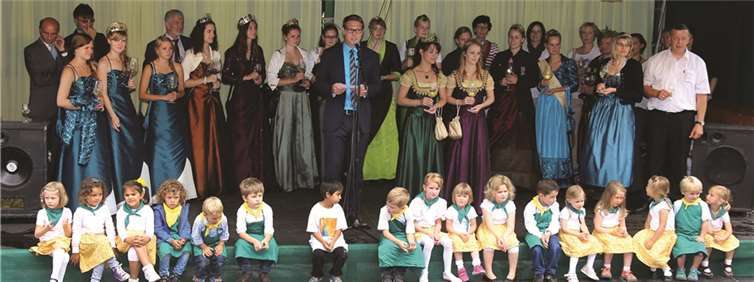 Weinmajestäten von Koblenz bis Pommern und Moselkern waren zu Besuch gekommen. EP