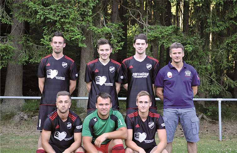 Weitere drei Neuzugänge verstärken in der kommenden Saison den Kader der Spvgg. Lautzert/Oberdreis um Trainer Frank Wohlert.