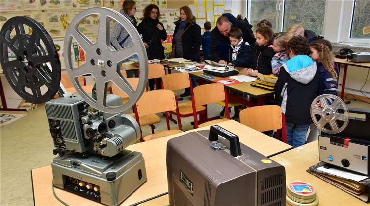 Welche Medien früher in Schulen verwendet wurden zeigte diese interessante Ausstellung.