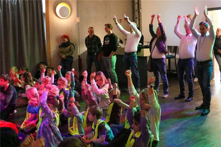 Weltkindertag 2025: Demokratie bunt und lebendig in Höhr-Grenzhausen.