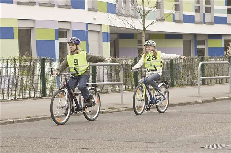 „Weniger Kinderunfälle im Straßenverkehr!“ ist das Ziel der neuen Initiative „Meine Radfahrprüfung“ der Verkehrswacht Kreis Ahrweiler e.V.Verkehrswacht Kreis Ahrweiler