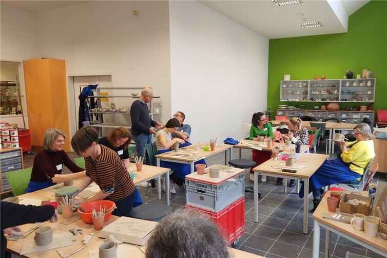 Wenn Konzentration, Geduld und Fantasie zusammenkommen, entstehen einmalige Werke. Das bewiesen die Teilnehmer des letzten Frustkiller-Freitags für dieses Jahr. Fotos:Kreisverwaltung des Westerwaldkreises