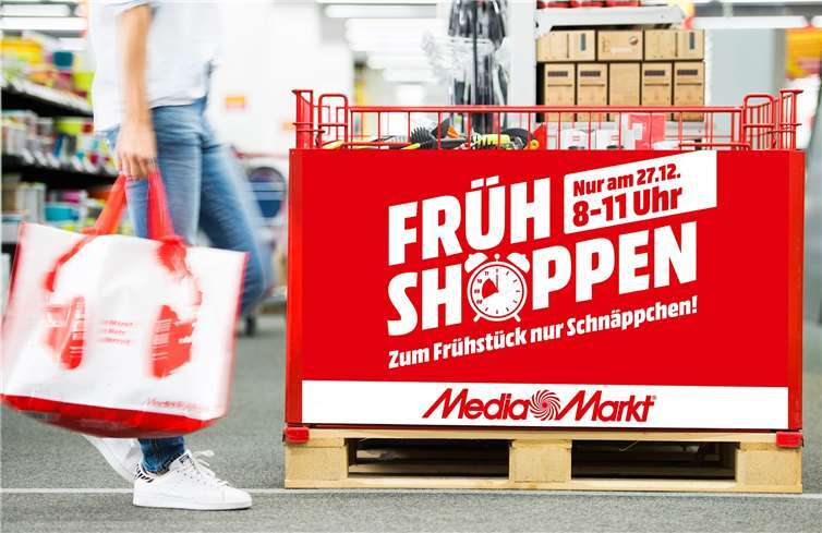 Wenn am Mittwoch nach Weihnachten frühmorgens der Hahn kräht, öffnen die MediaMärkte in Bonn und Bornheim bereits seine Türen und laden zum großen „Frühshoppen“ ein.MediaMarkt/Martin Hangen