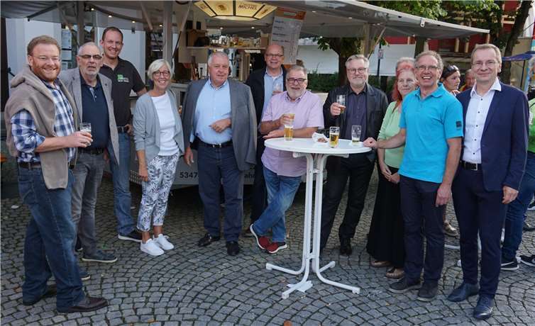 Wenn die CDU zum Dämmerschoppen lädt, kommen die Sinziger gerne. Foto: ROB