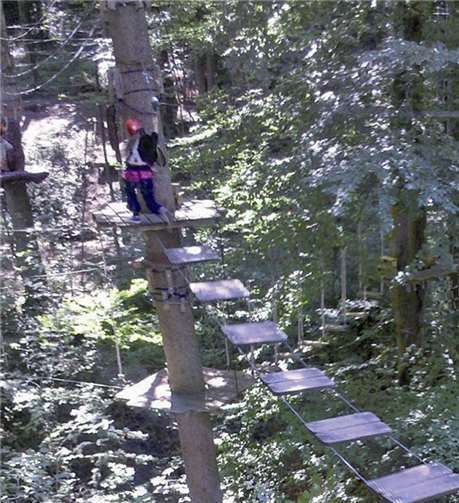 Wer Spaß an Abenteuern hat, ist am 24. Mai im Kletterwald Sayn genau richtig. privat