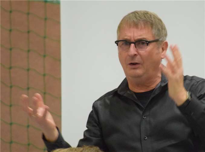 „Wer begrenzt, macht alles richtig“,so Wilfried Brüning. Dekanat Nassauer Land