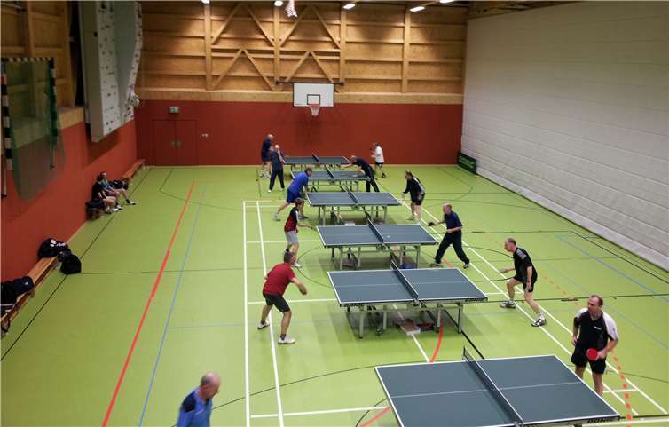 Wer bei den Tischtennis-Mannschaften mitspielen möchte, kann gerne mal zu einem Probetraining kommen. Foto:privat