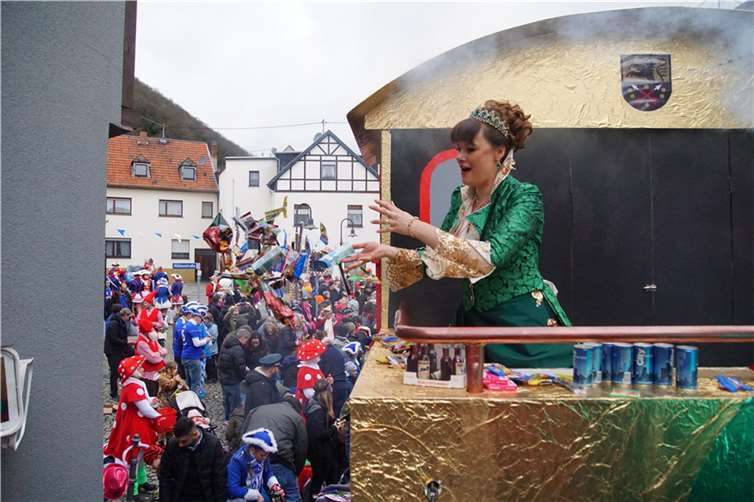 Wer beim Rosenmontagszug dabei sein möchte, kann sich per E-Mail anmelden.  Foto: Brohler Narrenzunft 1904 e.V.