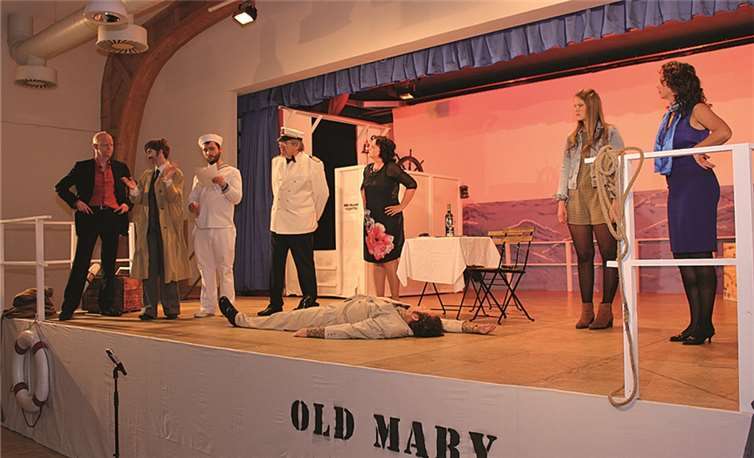 „Wer erschoss Noah Duprais?“ feierte Premiere im Kaisersaal in Rhens.Denny Blank