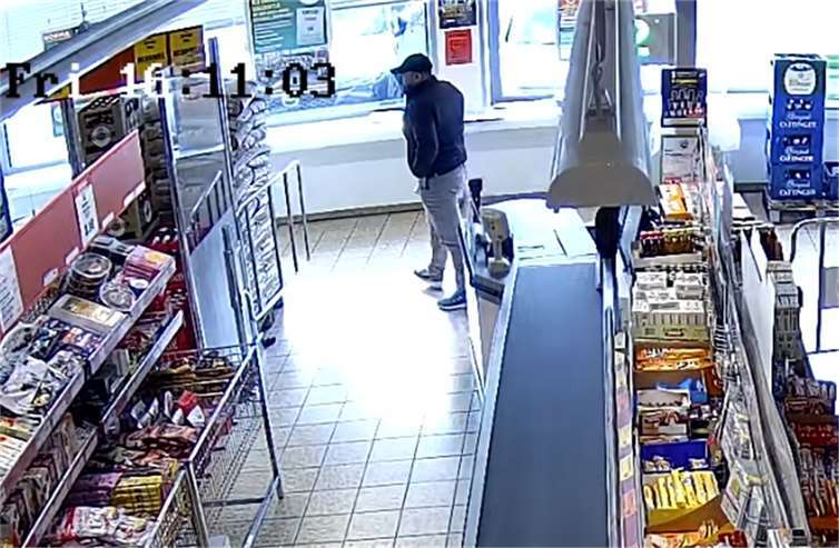 Wer kennt den Tatverdächtigen? Foto: Polizei RLP