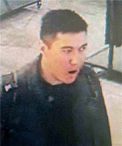 Wer kennt den unbekannten Mann? Quelle: Polizei Bonn